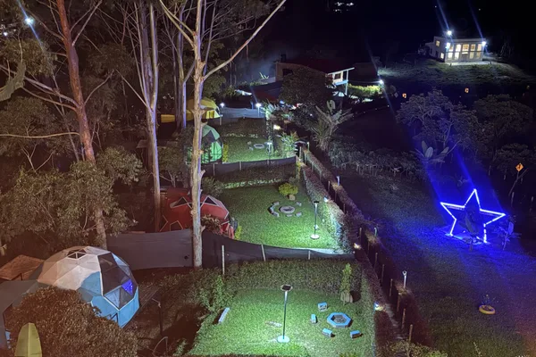 Piscina con vista panorámica